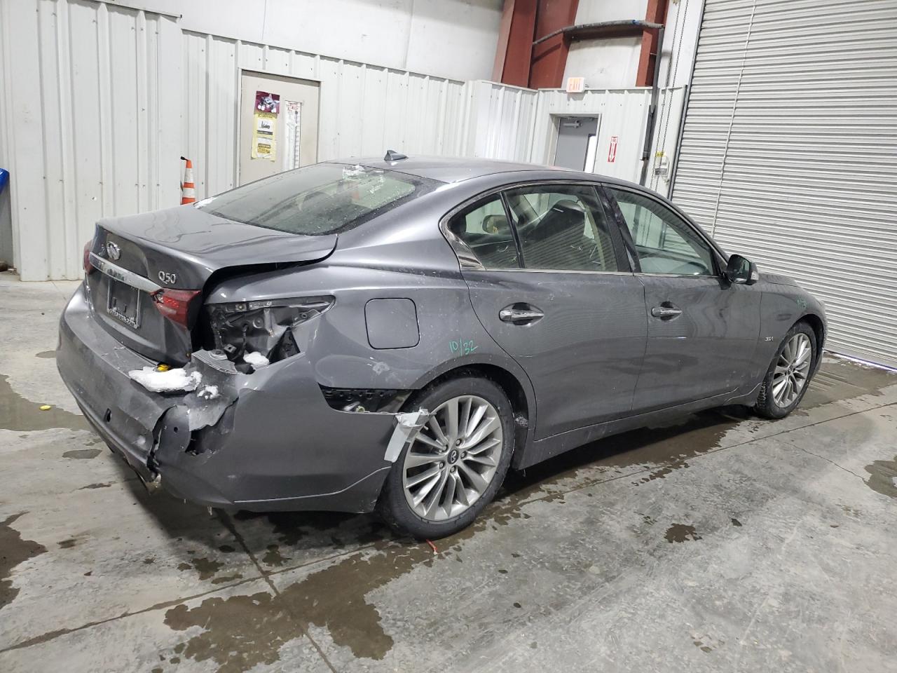 2018 Infiniti Q50 - Image 3