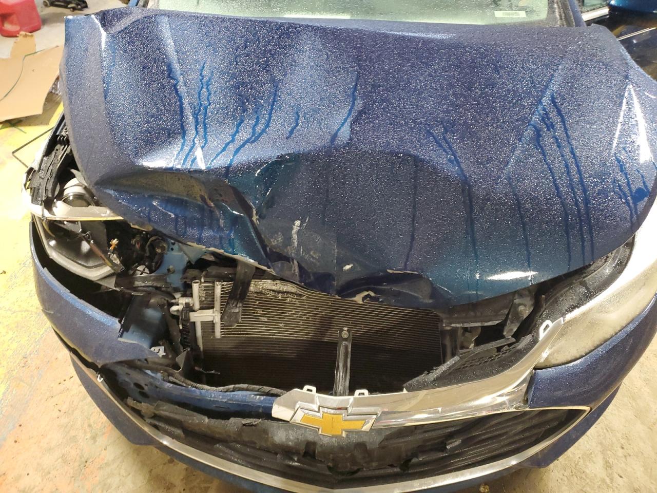 2019 Chevrolet Cruze - Image 11