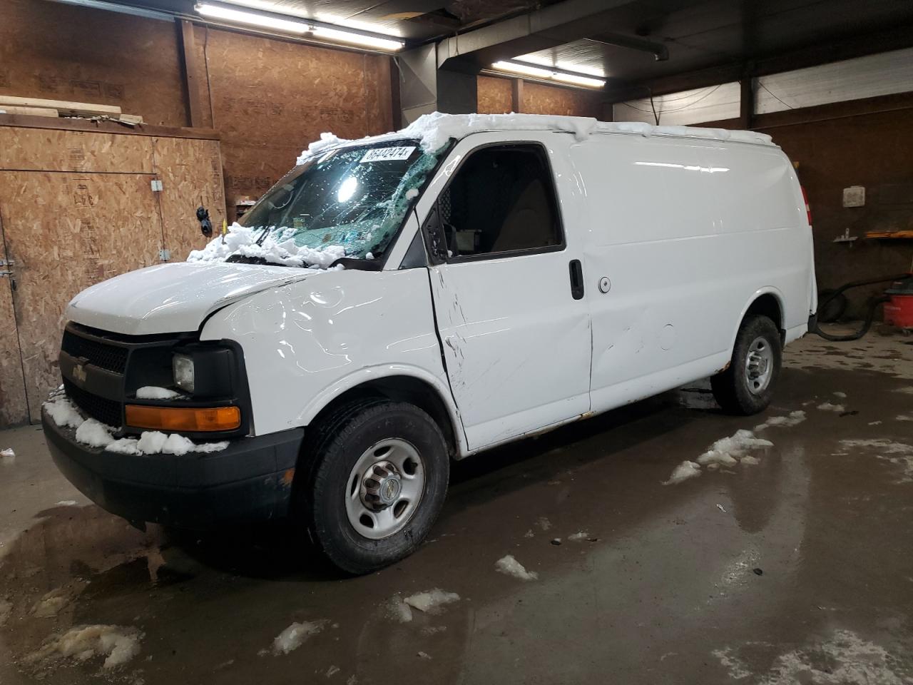 2008 Chevrolet Express - Image 1