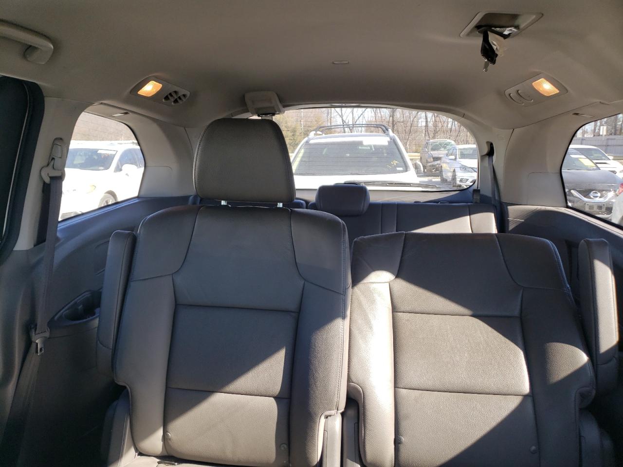 2016 Honda Odyssey - Image 10
