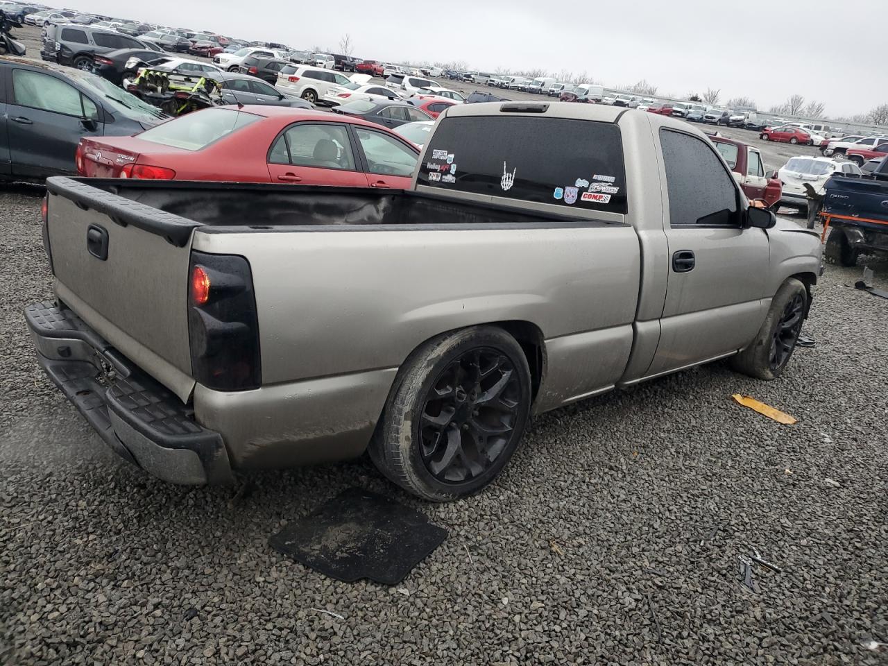 2002 Chevrolet Silverado - Image 3