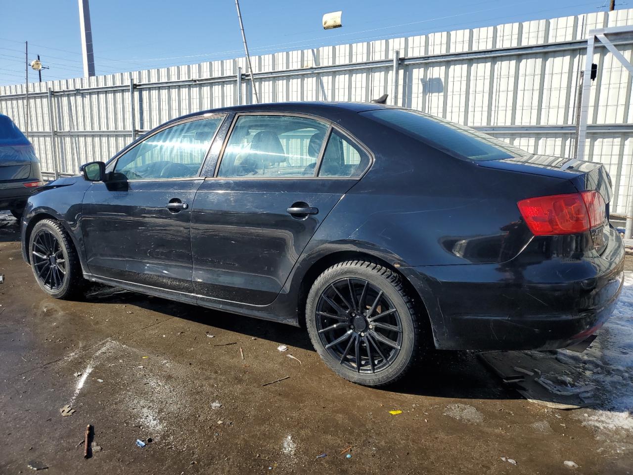 2014 Volkswagen Jetta - Image 2