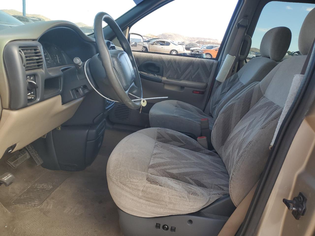 1997 Chevrolet Venture - Image 7