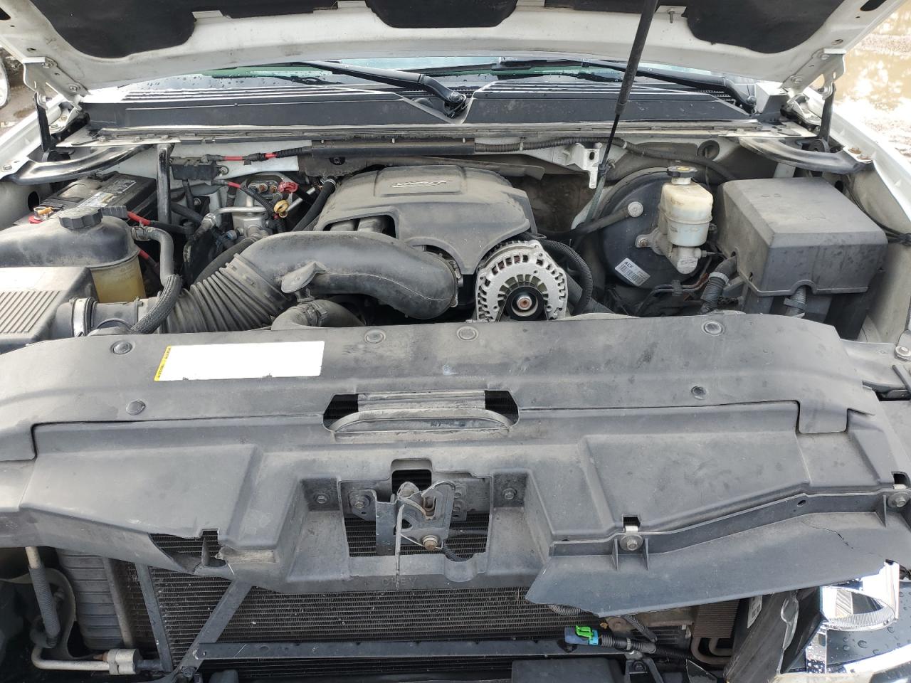 2007 Chevrolet Suburban - Image 14