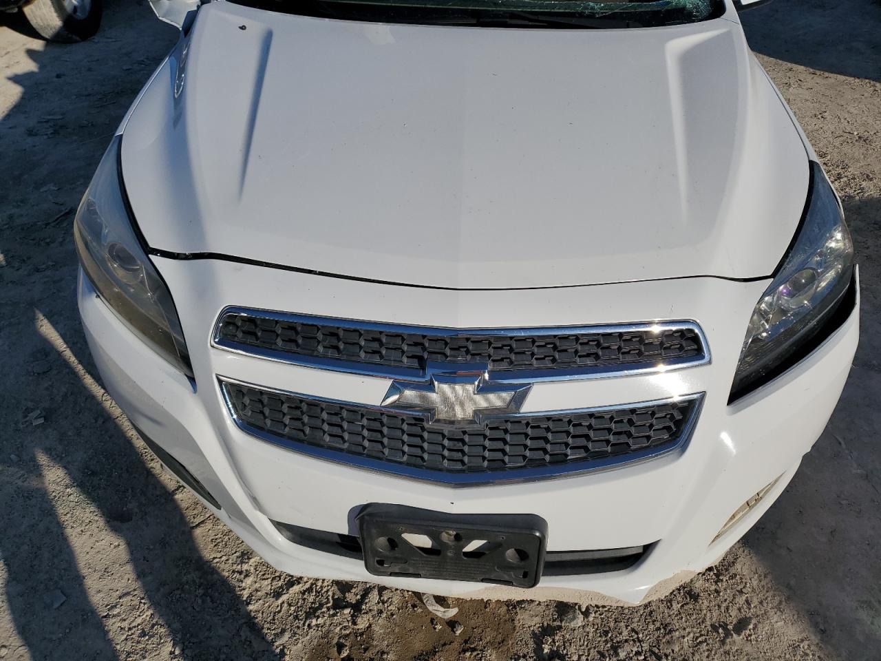 2013 Chevrolet Malibu - Image 12