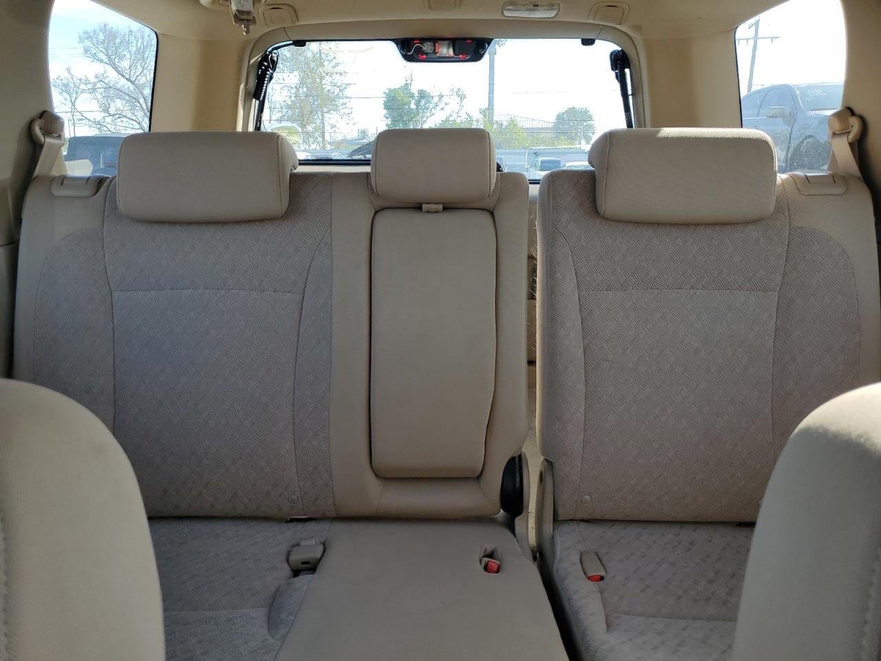 2005 Honda CR-V - Image 10