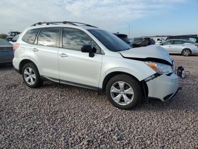  SUBARU FORESTER 2015 Білий