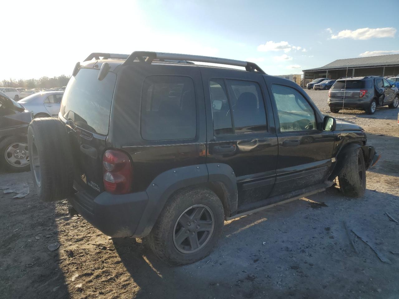2005 Jeep Liberty (North America) - Image 3