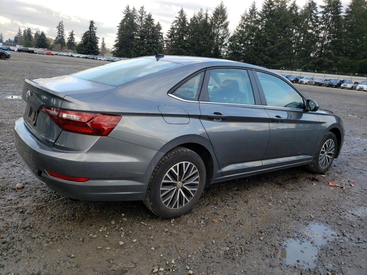 2021 Volkswagen Jetta - Image 3
