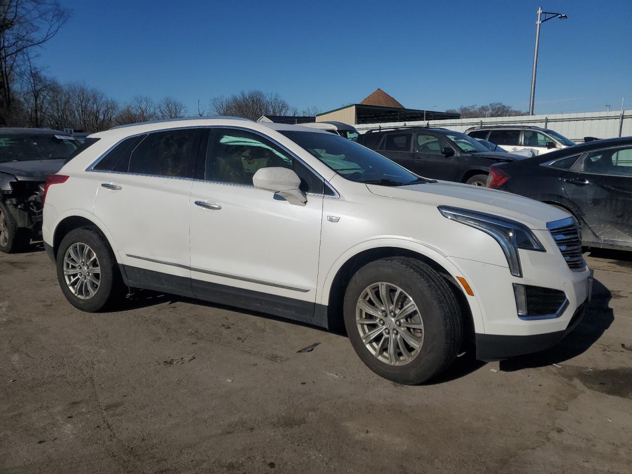 2019 Cadillac XT5 - Image 4
