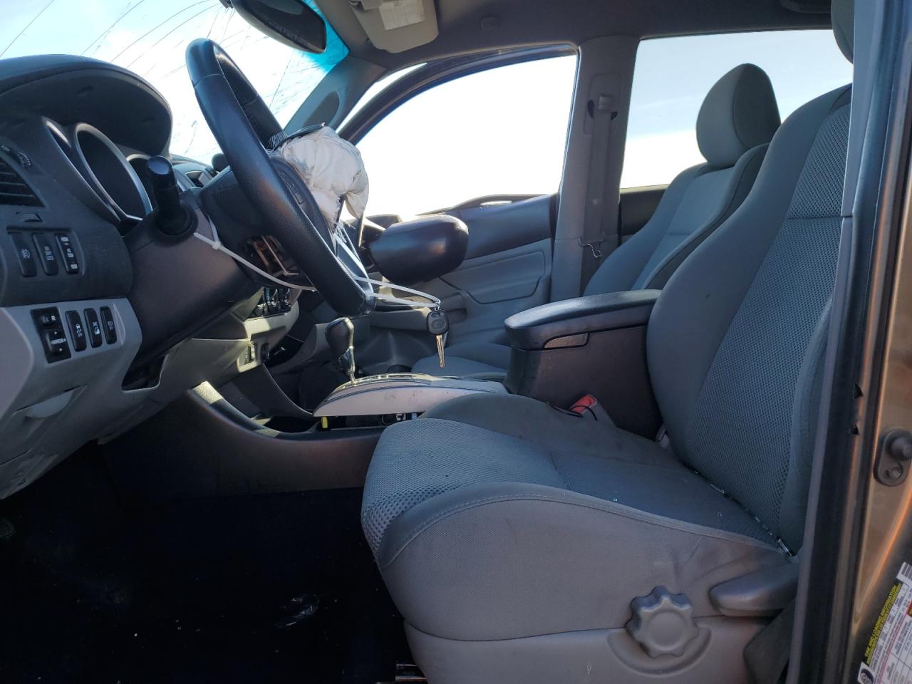 2012 Toyota Tacoma - Image 7