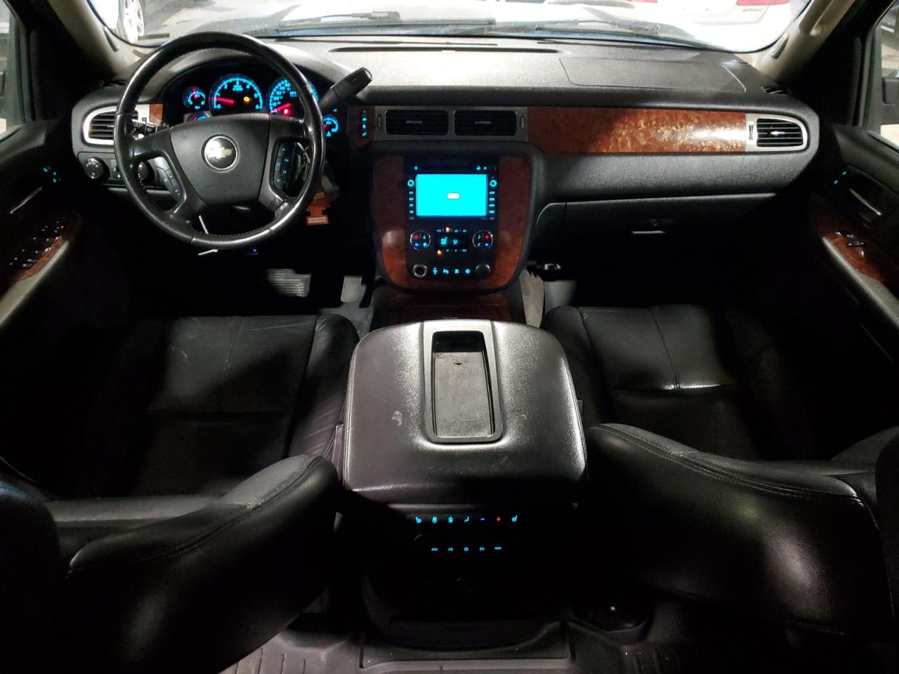 2008 Chevrolet Tahoe - Image 8