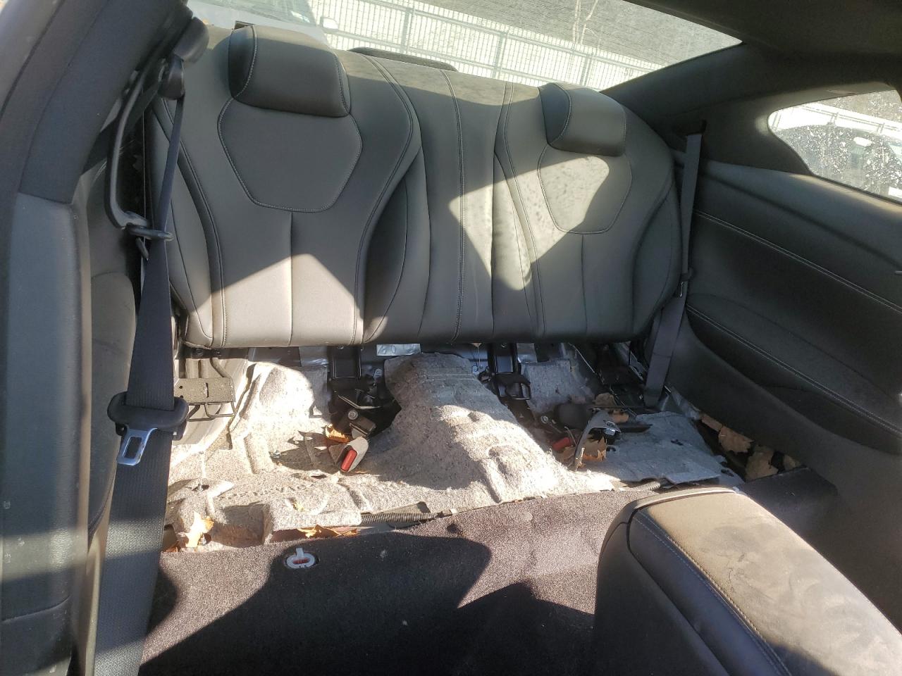 2017 Infiniti Q60 - Image 10