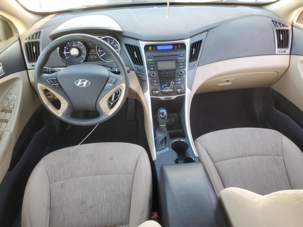 2013 Hyundai Sonata - Image 8