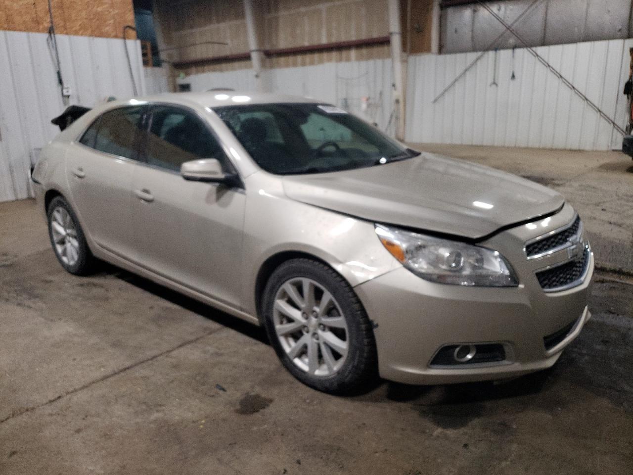 2013 Chevrolet Malibu - Image 4