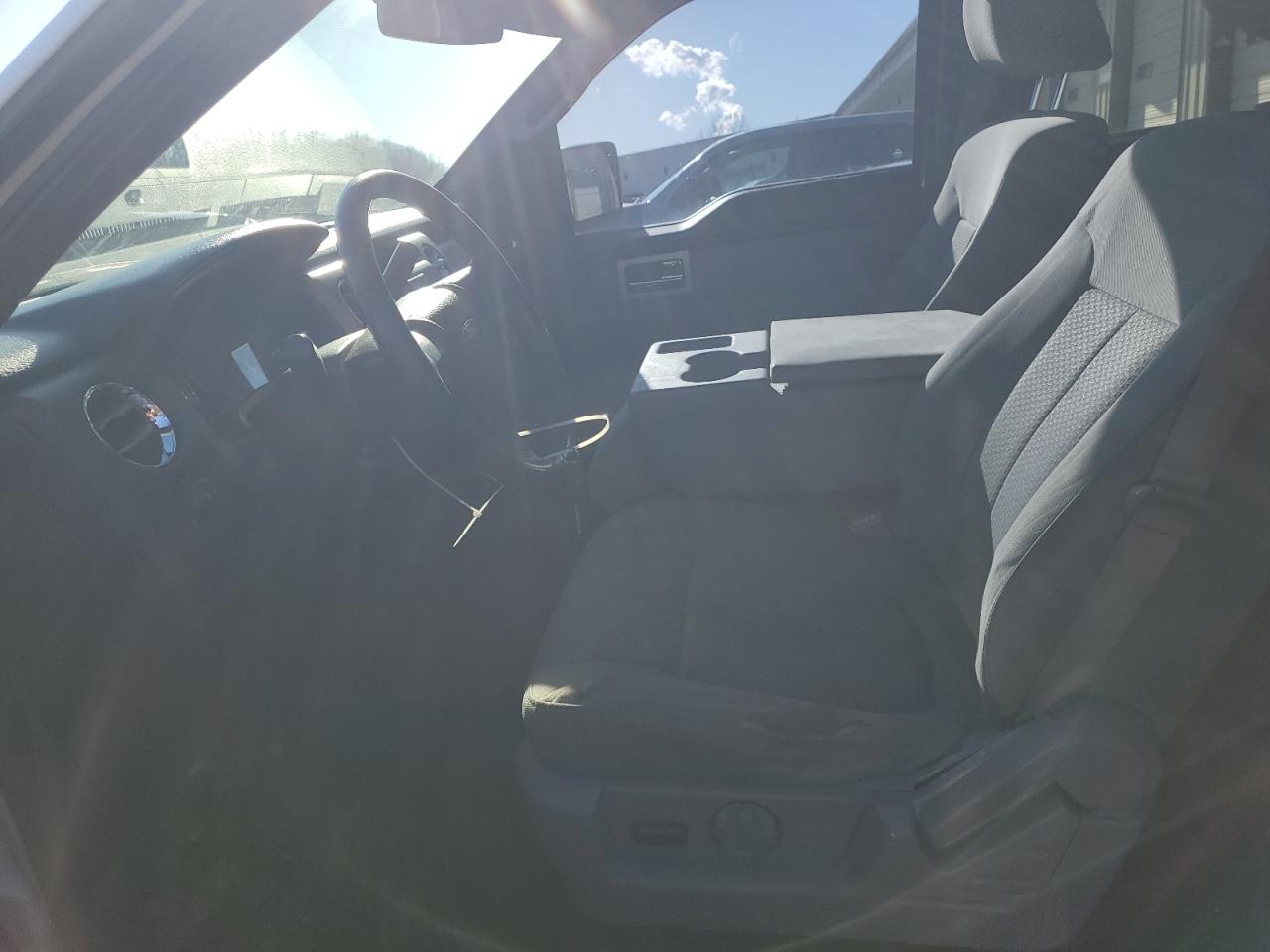 2011 Ford F-150 - Image 7