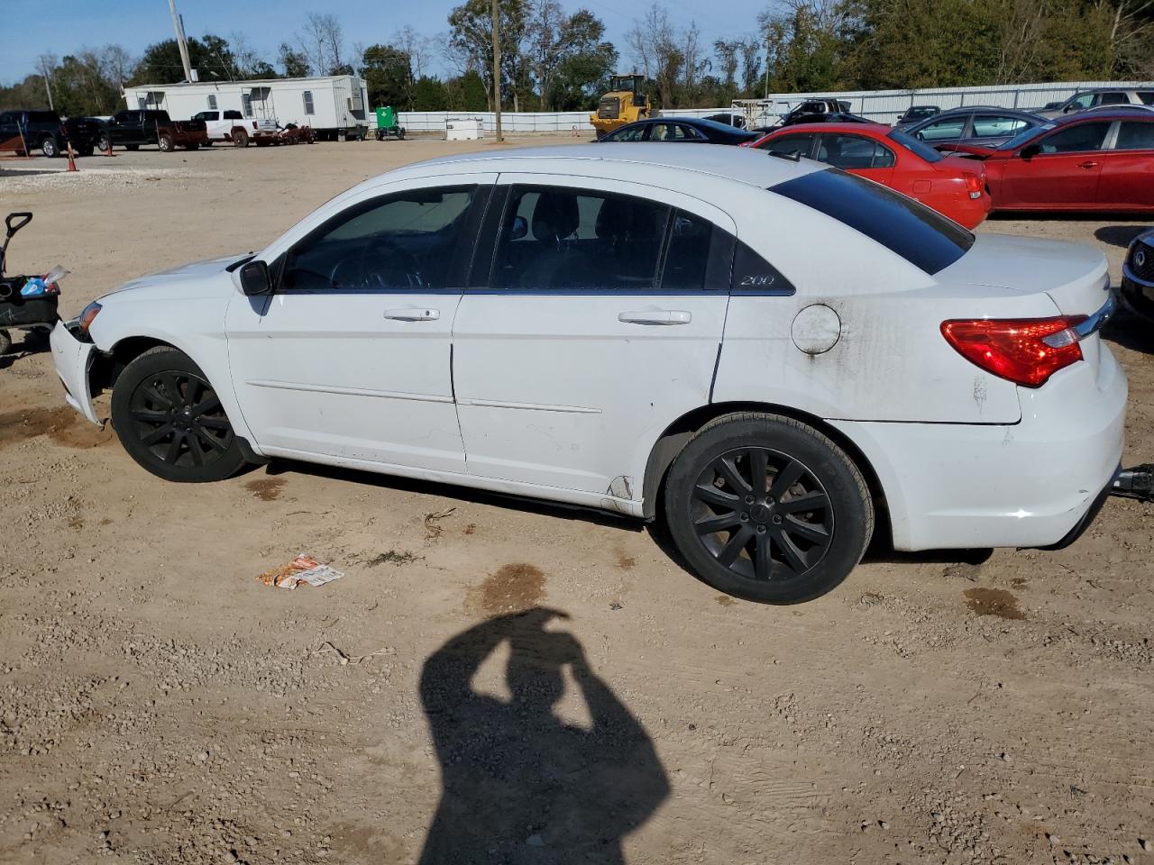 2012 Chrysler 200 - Image 2