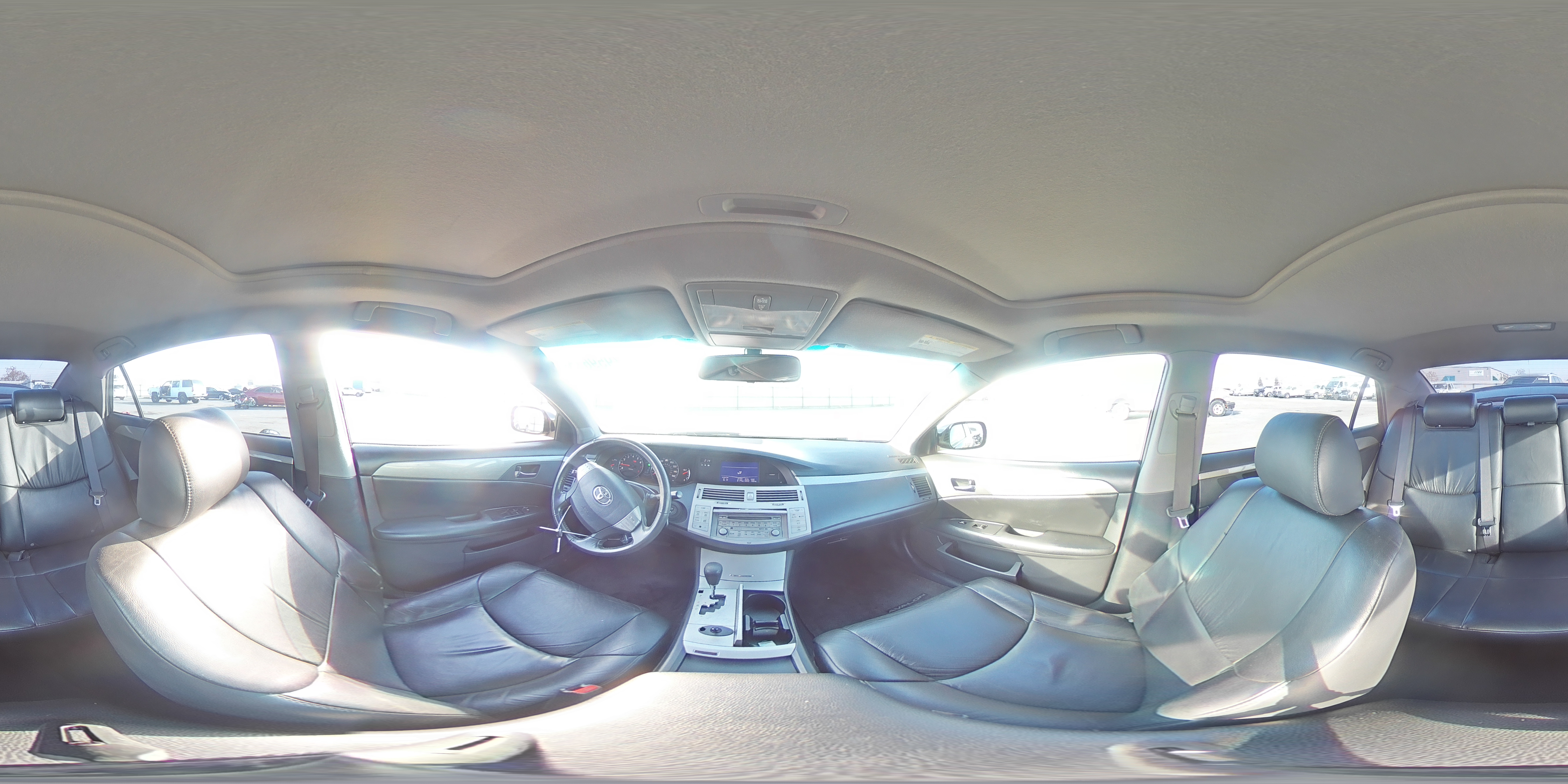 2006 Toyota Avalon - Image 13