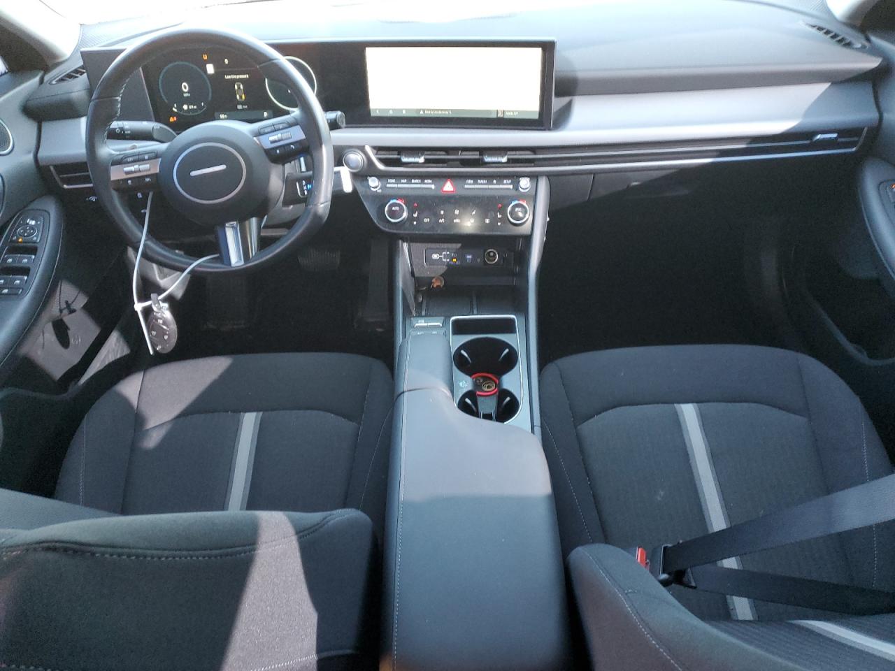 2024 Hyundai Sonata - Image 8