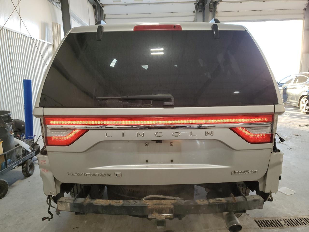 2017 Lincoln Navigator L Select VIN: 5LMJJ3JT4HEL10915 Lot: 87046114