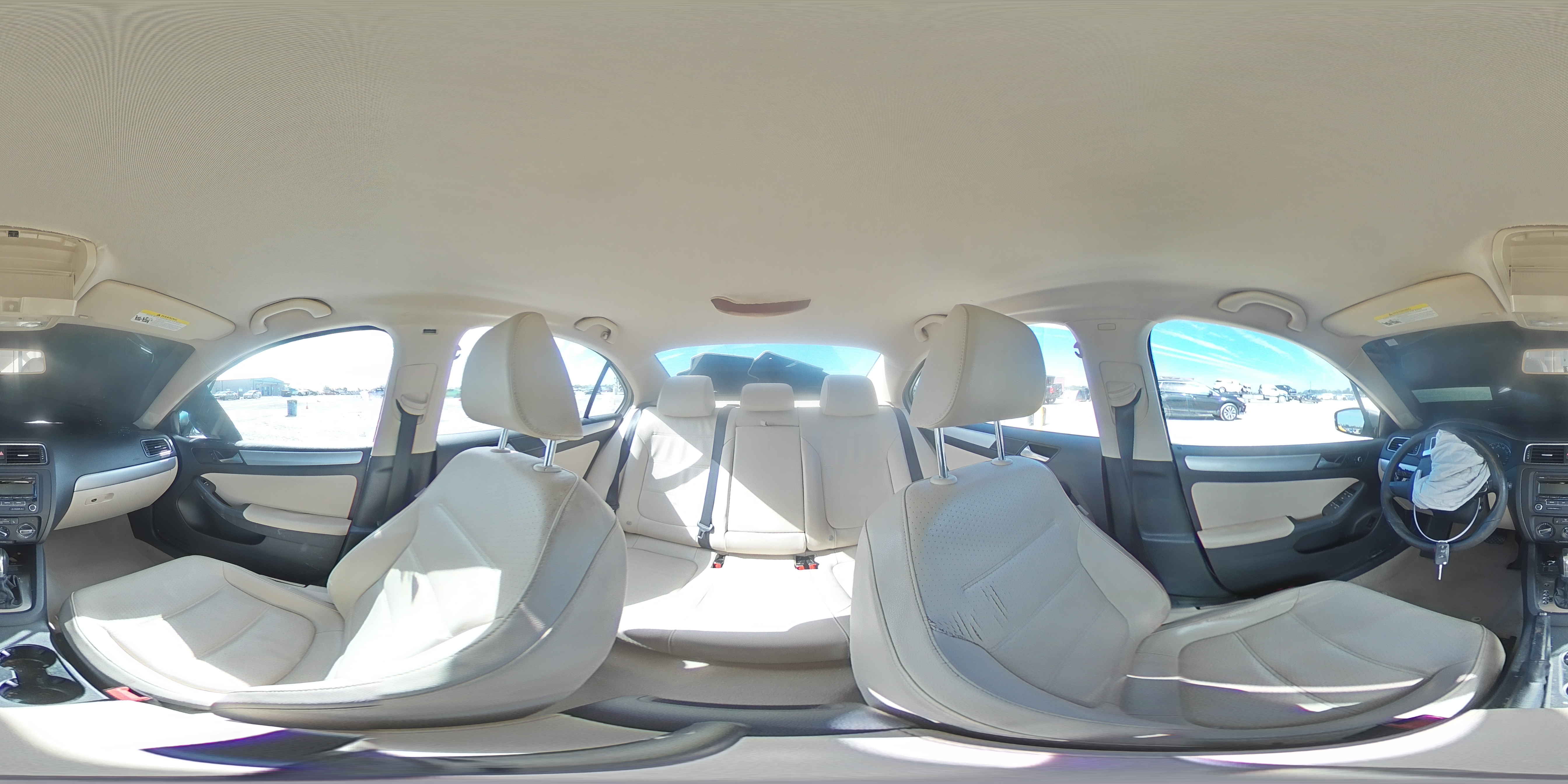 2014 Volkswagen Jetta - Image 13