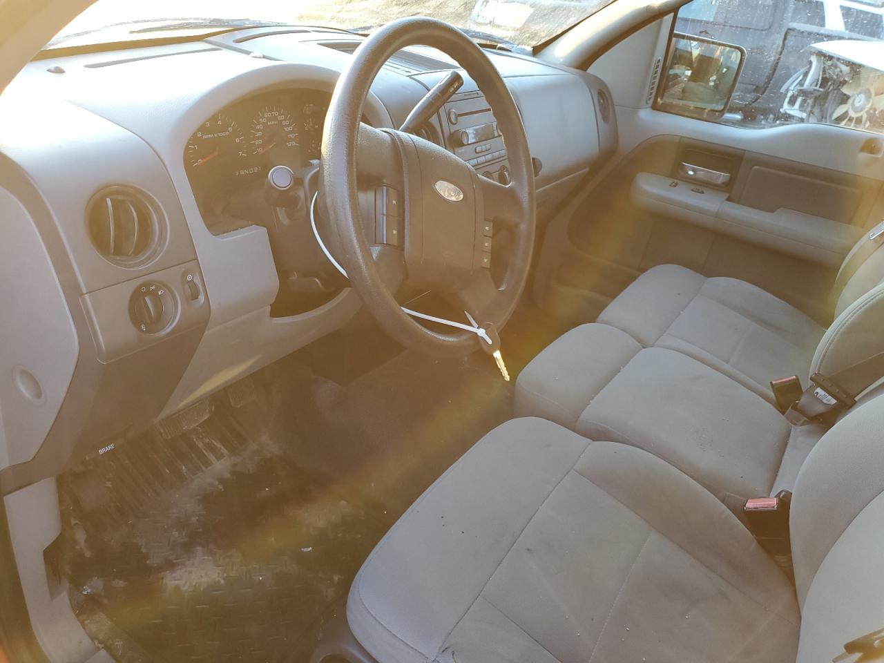 2007 Ford F-150 - Image 8