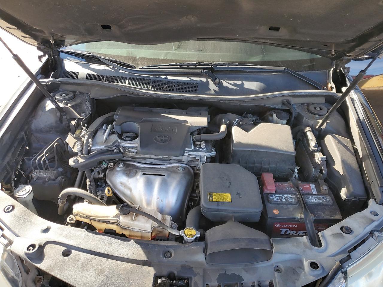 2013 Toyota Camry - Image 12