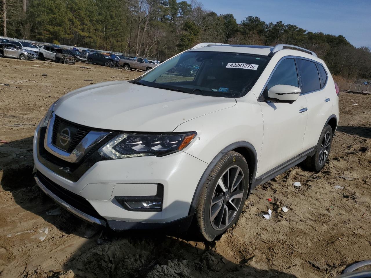 2017 Nissan Rogue - Image 1