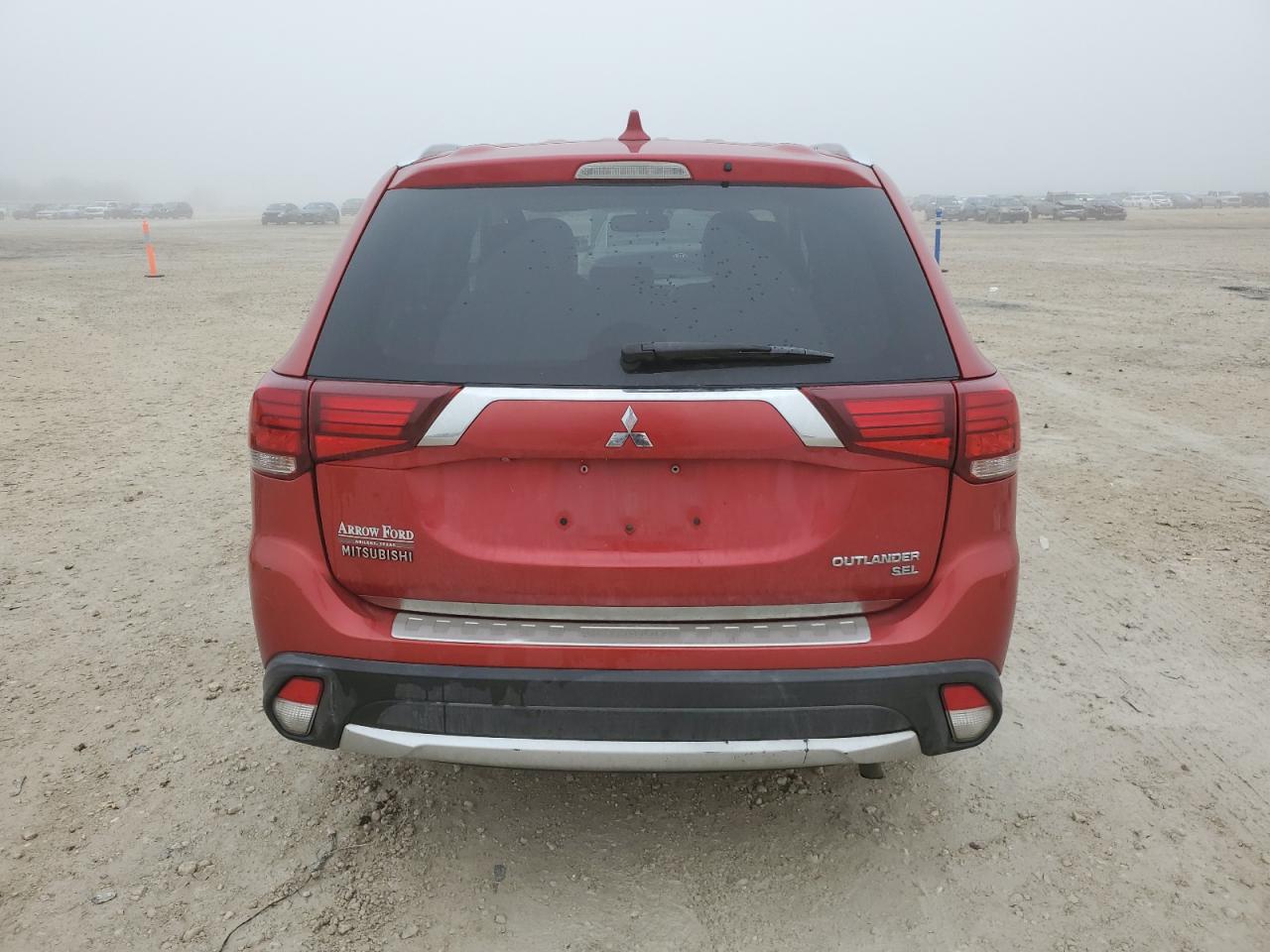 2017 Mitsubishi Outlander - Image 6