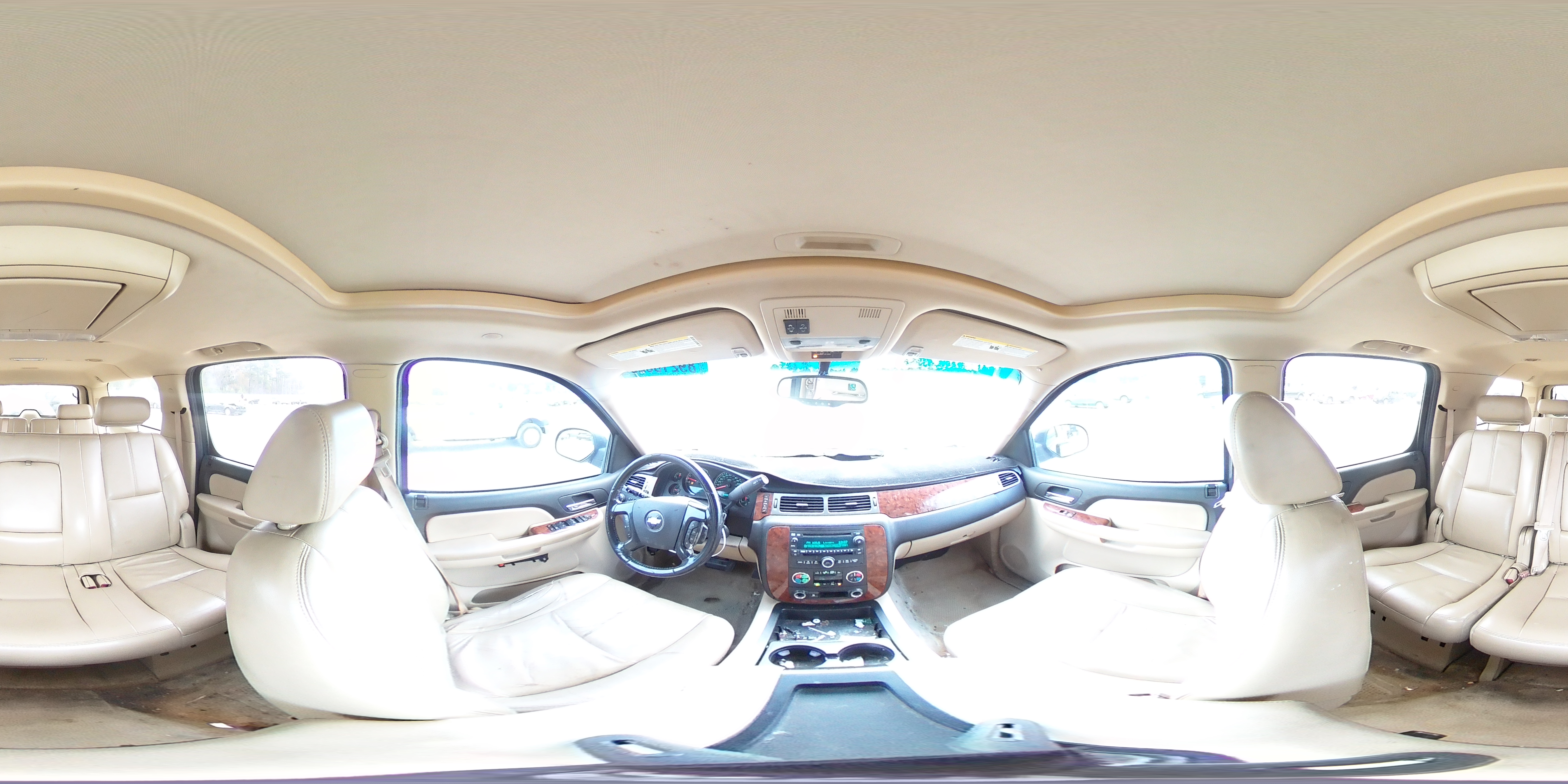 2007 Chevrolet Suburban - Image 13