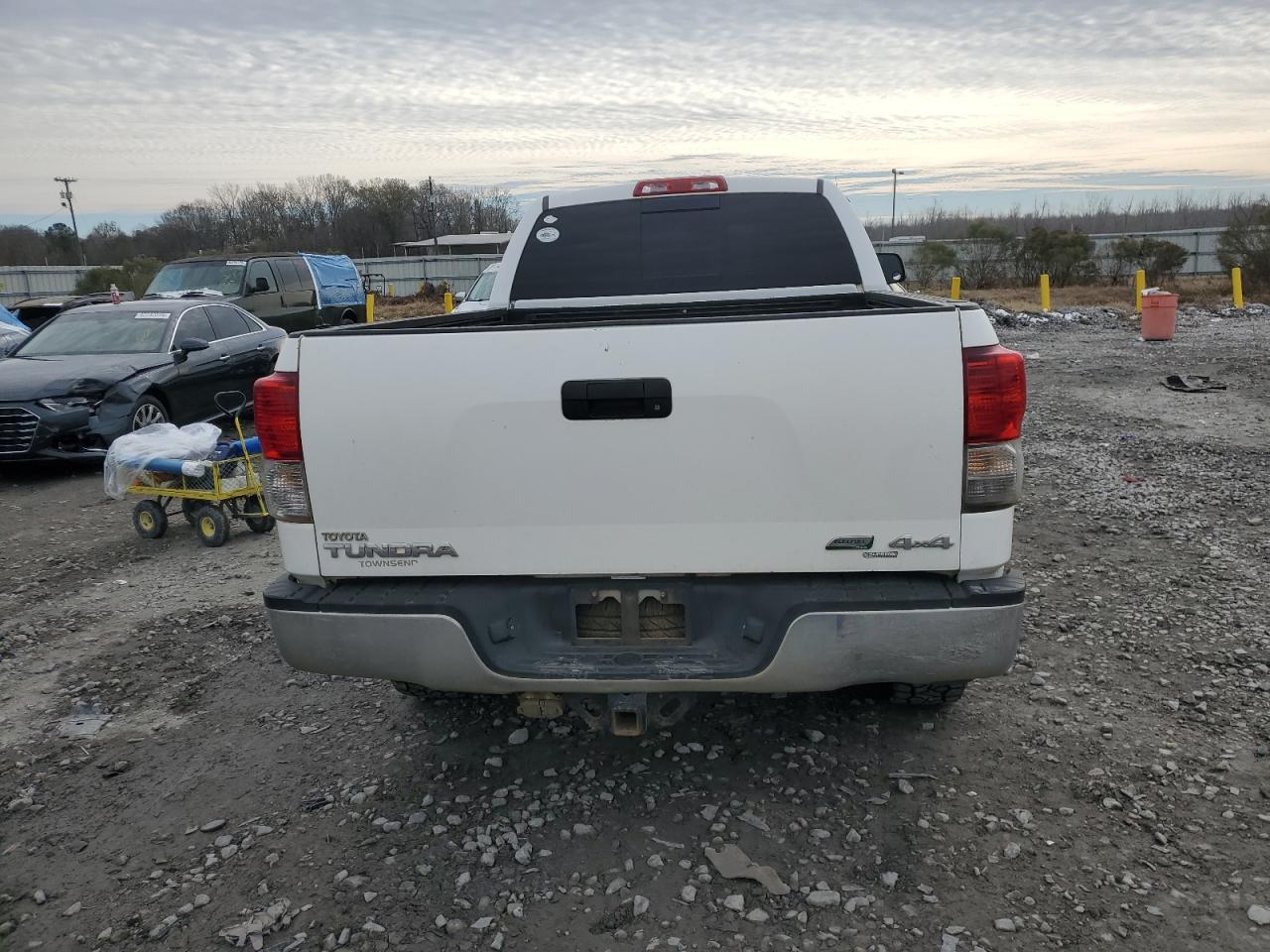 2011 Toyota Tundra - Image 6