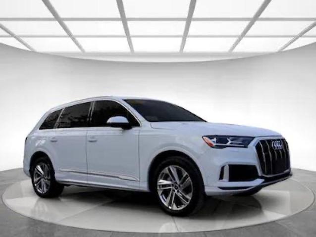 2022 Audi Q7 Premium Plus