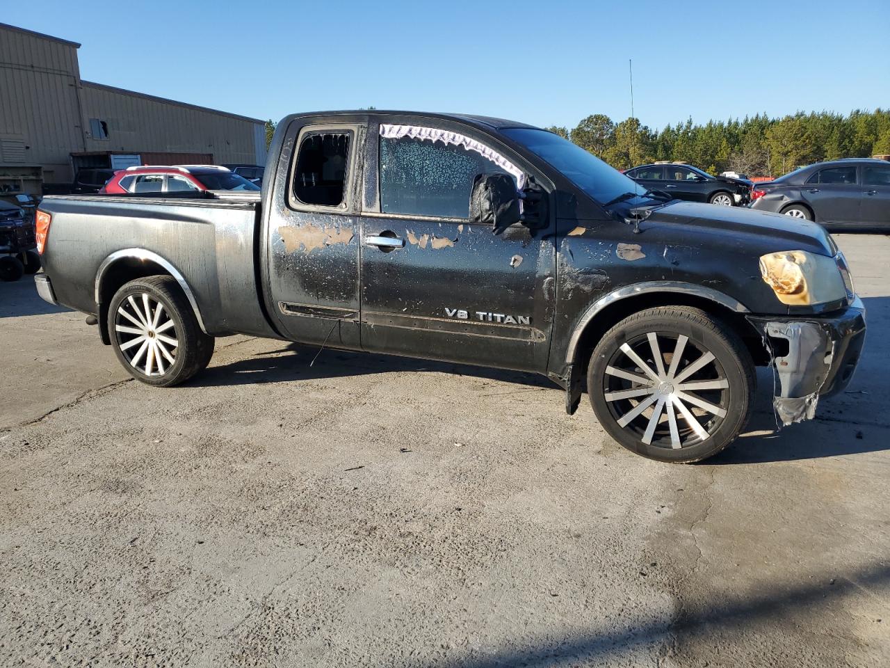2006 Nissan Titan - Image 4