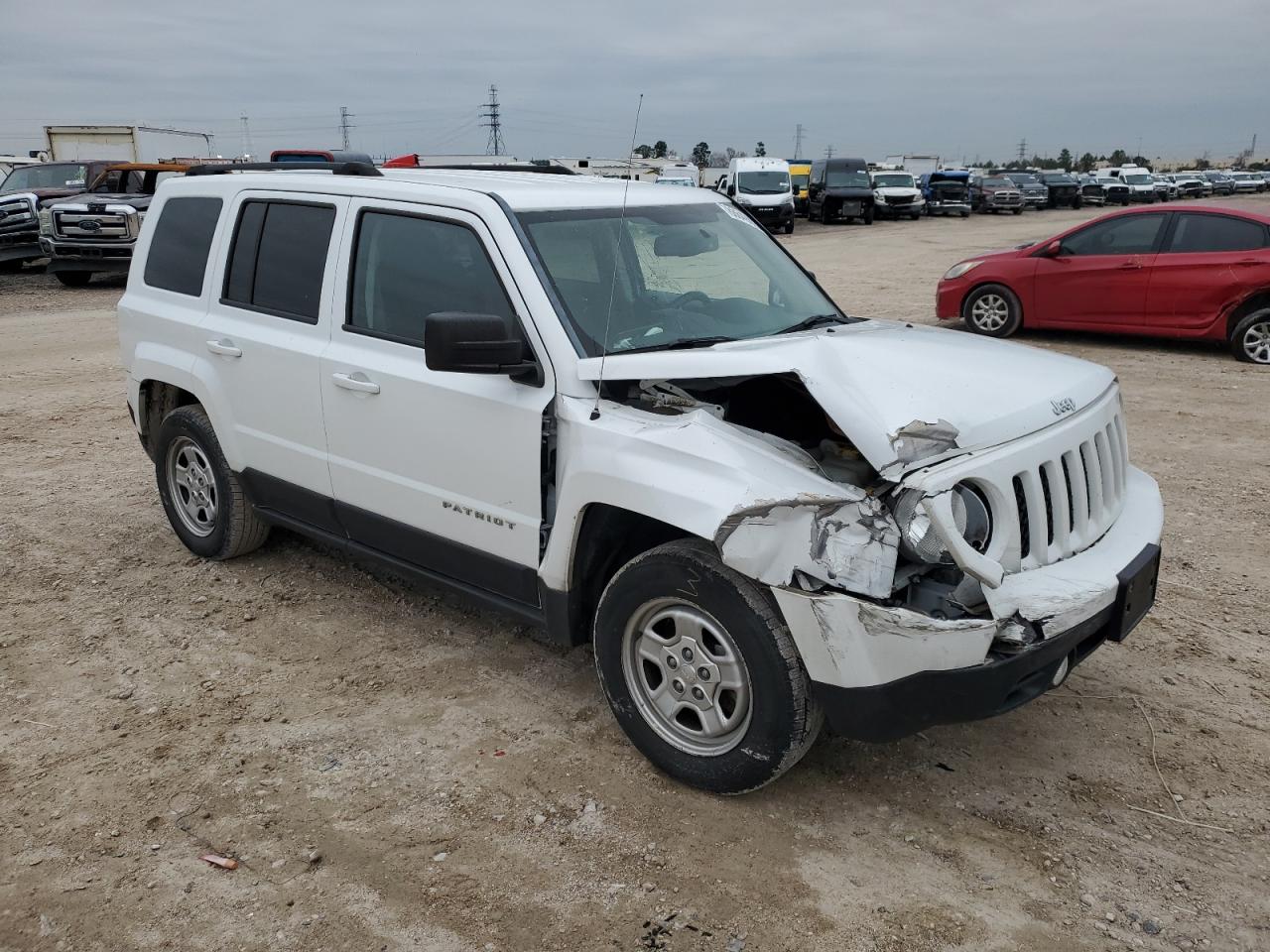 2016 Jeep Liberty (Patriot) - Image 4