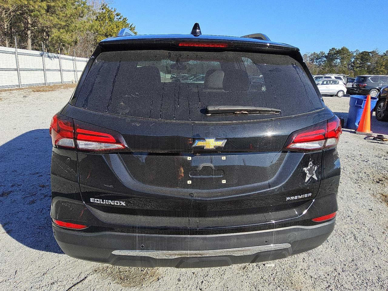 2023 Chevrolet Equinox - Image 6