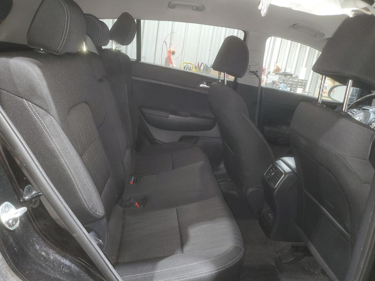 2020 Kia Sportage - Image 12