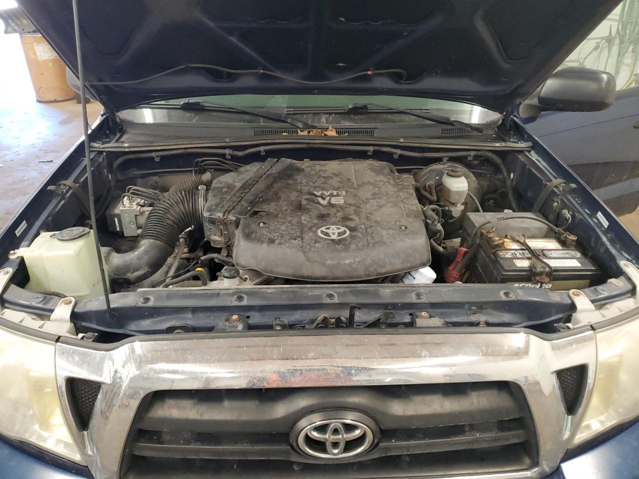 2005 Toyota Tacoma - Image 11