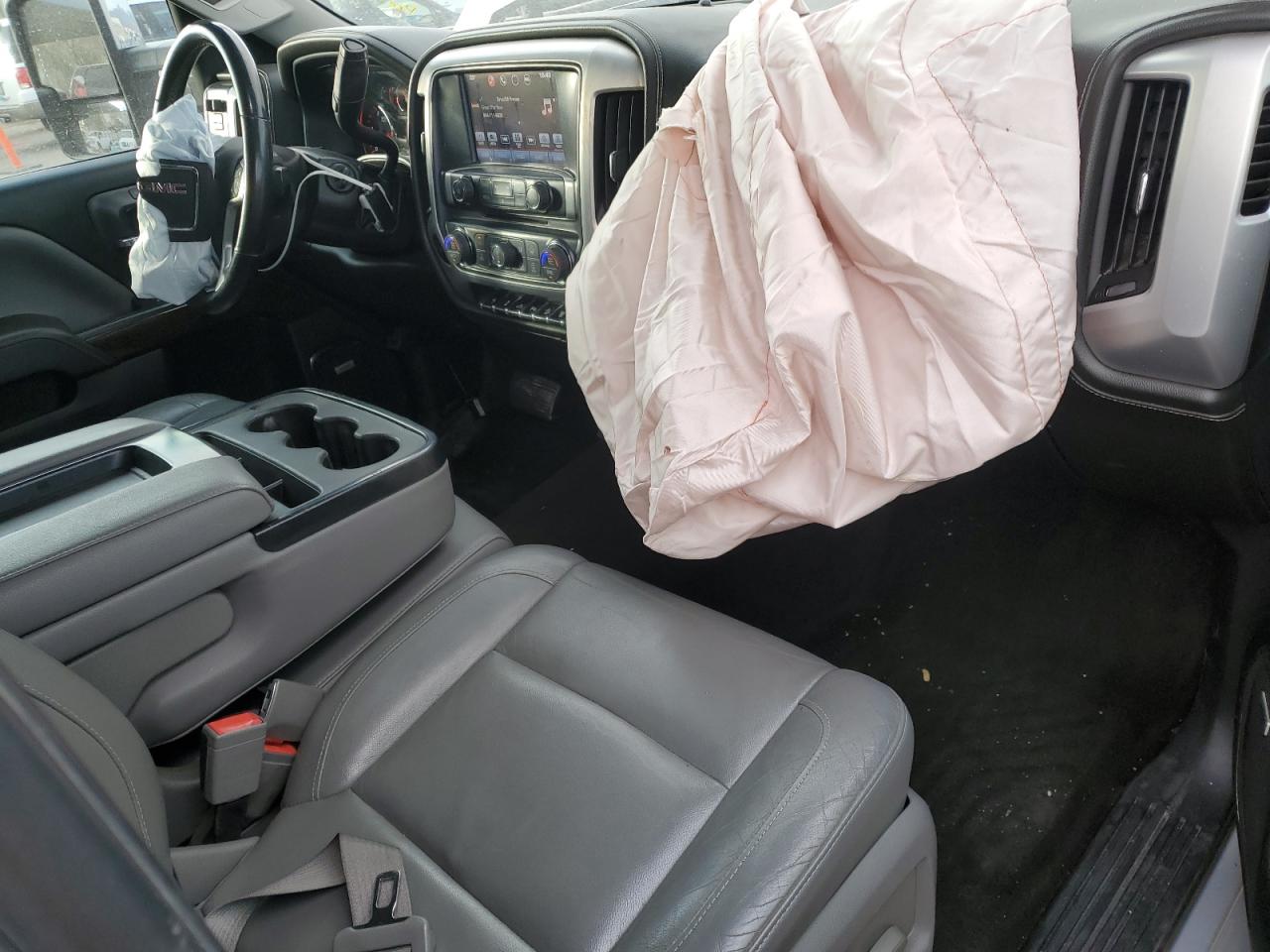 2016 GMC Sierra - Image 8