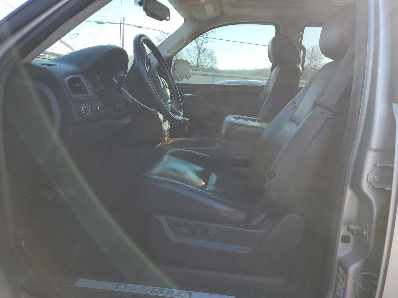 2010 Chevrolet Avalanche Ltz VIN: 3GNVKGE09AG244249 Lot: 42954395