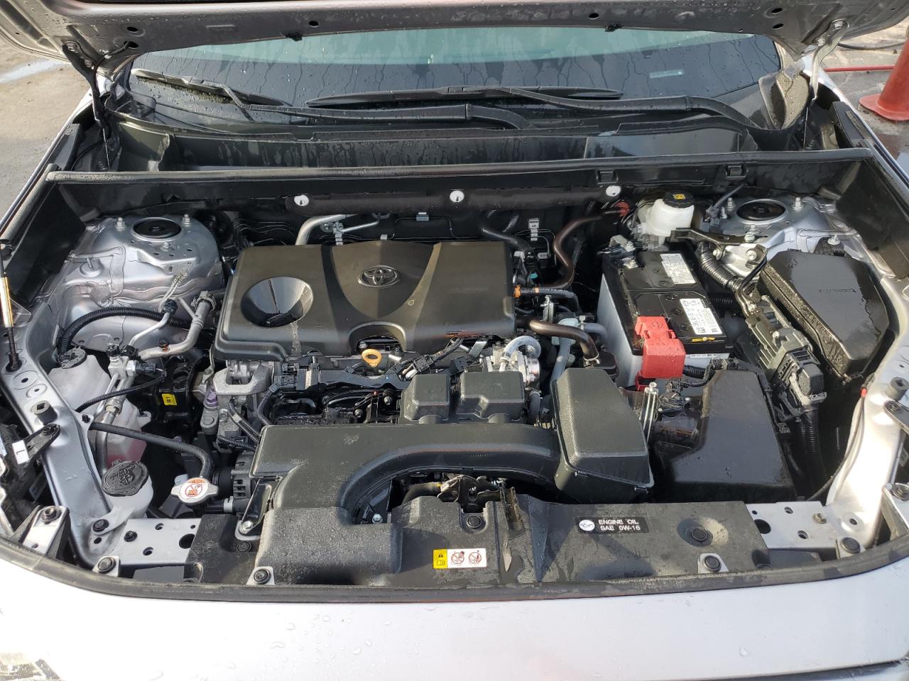 2023 Toyota RAV 4 - Image 12