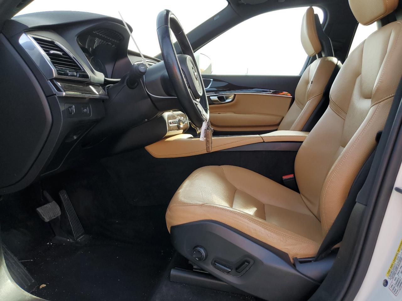 2018 Volvo XC90 - Image 7