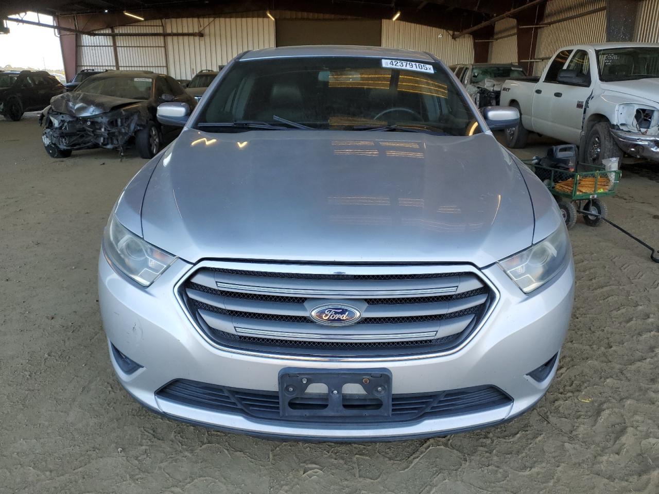 2014 Ford Taurus - Image 5