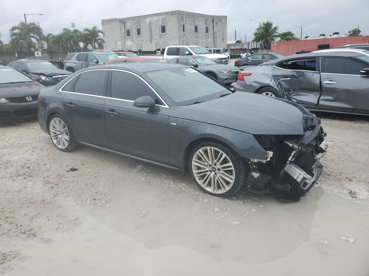2017 Audi A4 - Image 4