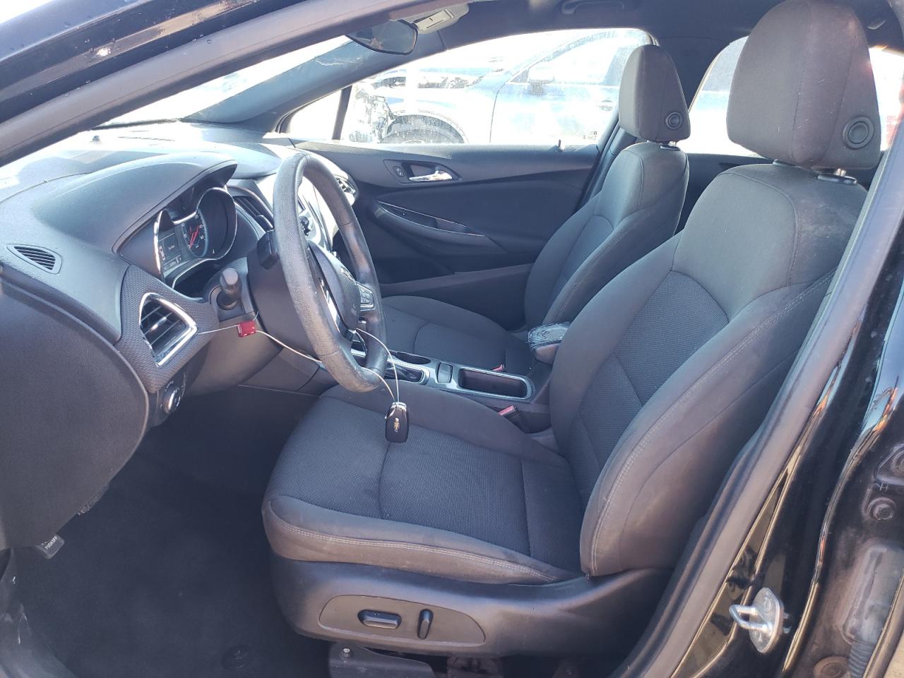 2017 Chevrolet Cruze - Image 7