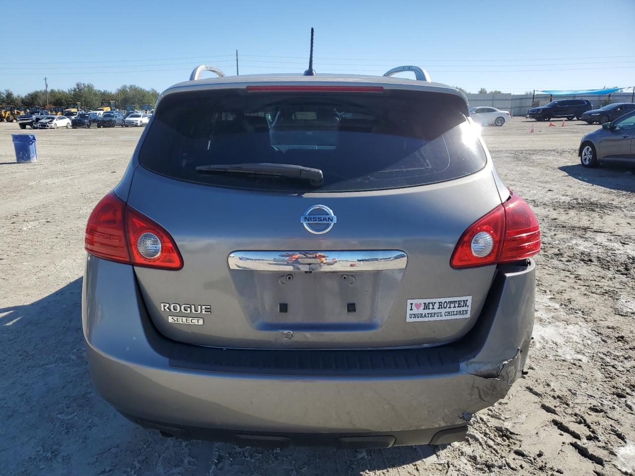 2014 Nissan Rogue - Image 6