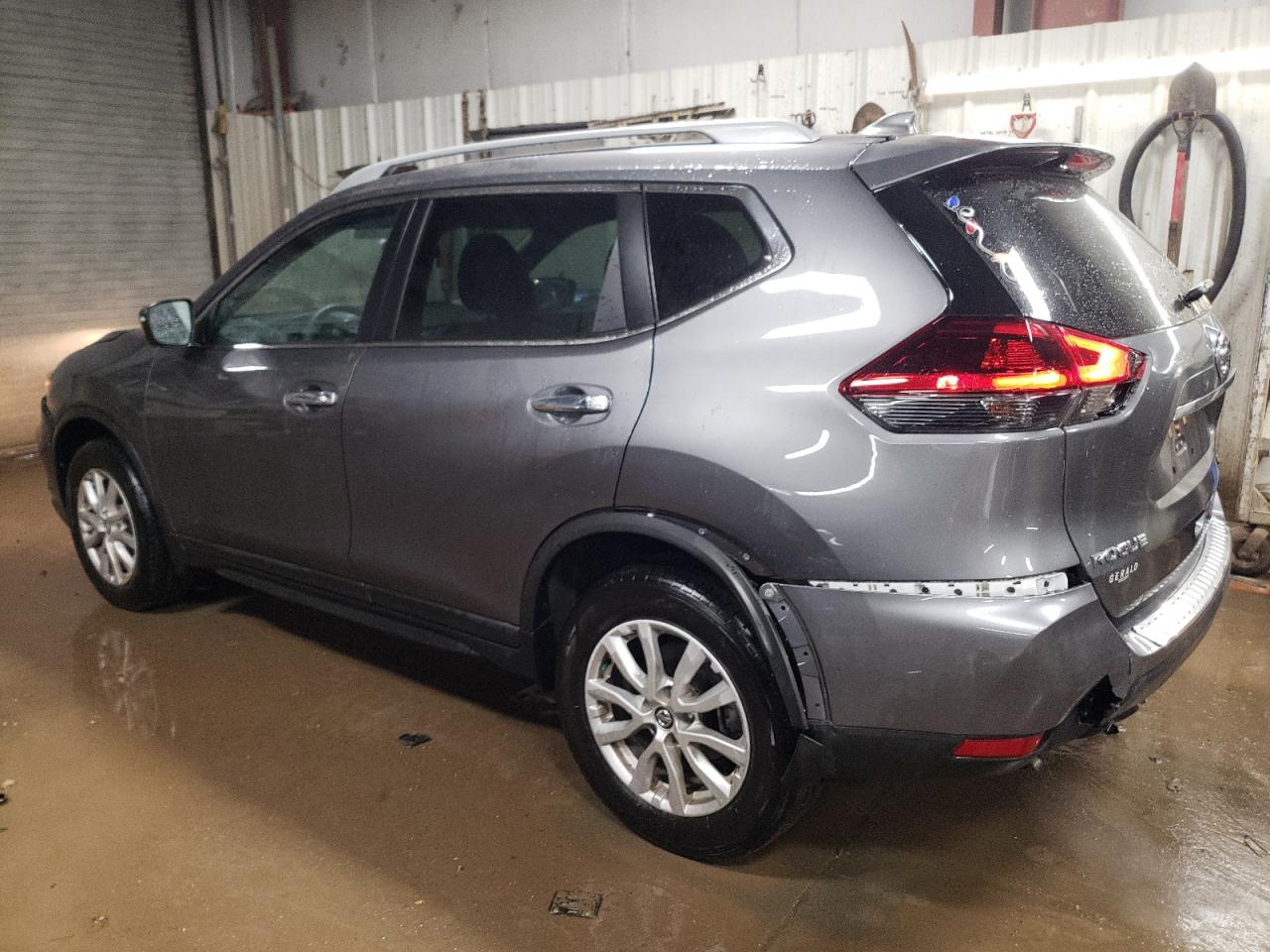 2019 Nissan Rogue - Image 2