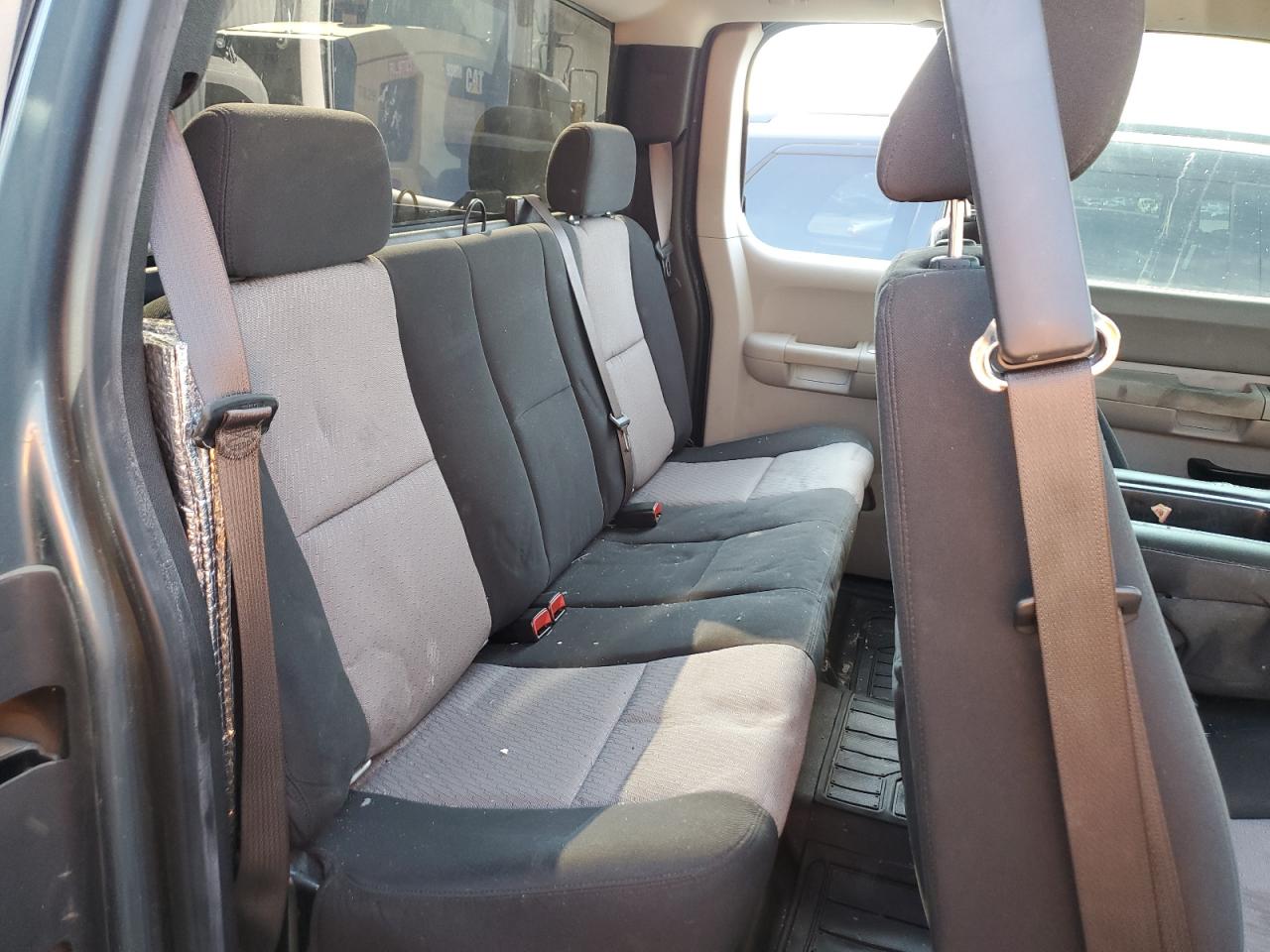 2009 Chevrolet Silverado - Image 10