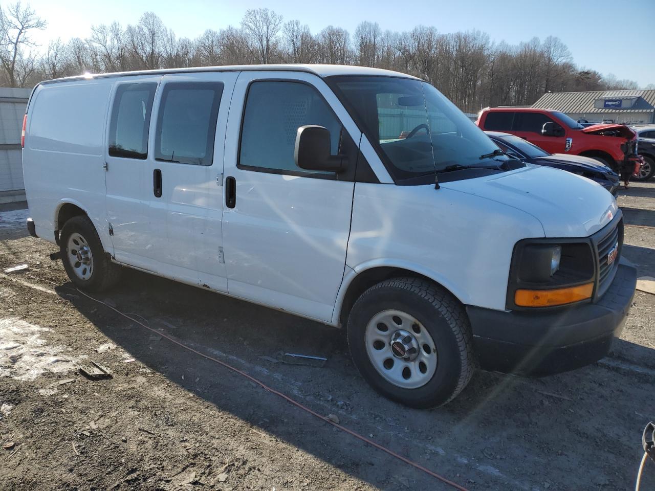 VIN 1GTS7AF42D1134934 2013 GMC SAVANA no.4