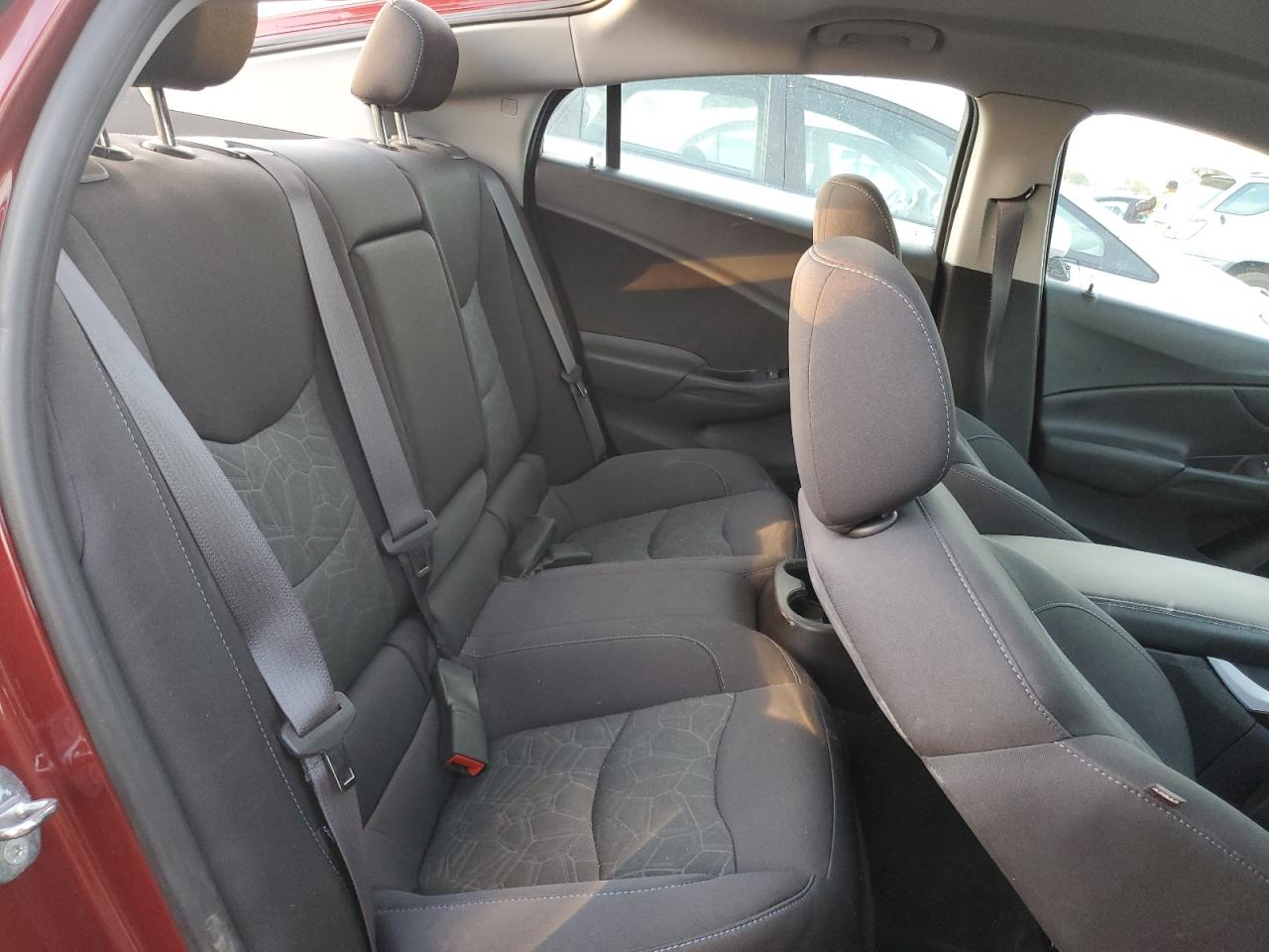 2017 Chevrolet Volt - Image 10