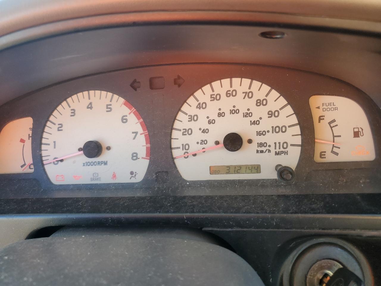 2002 Toyota Tacoma - Image 9